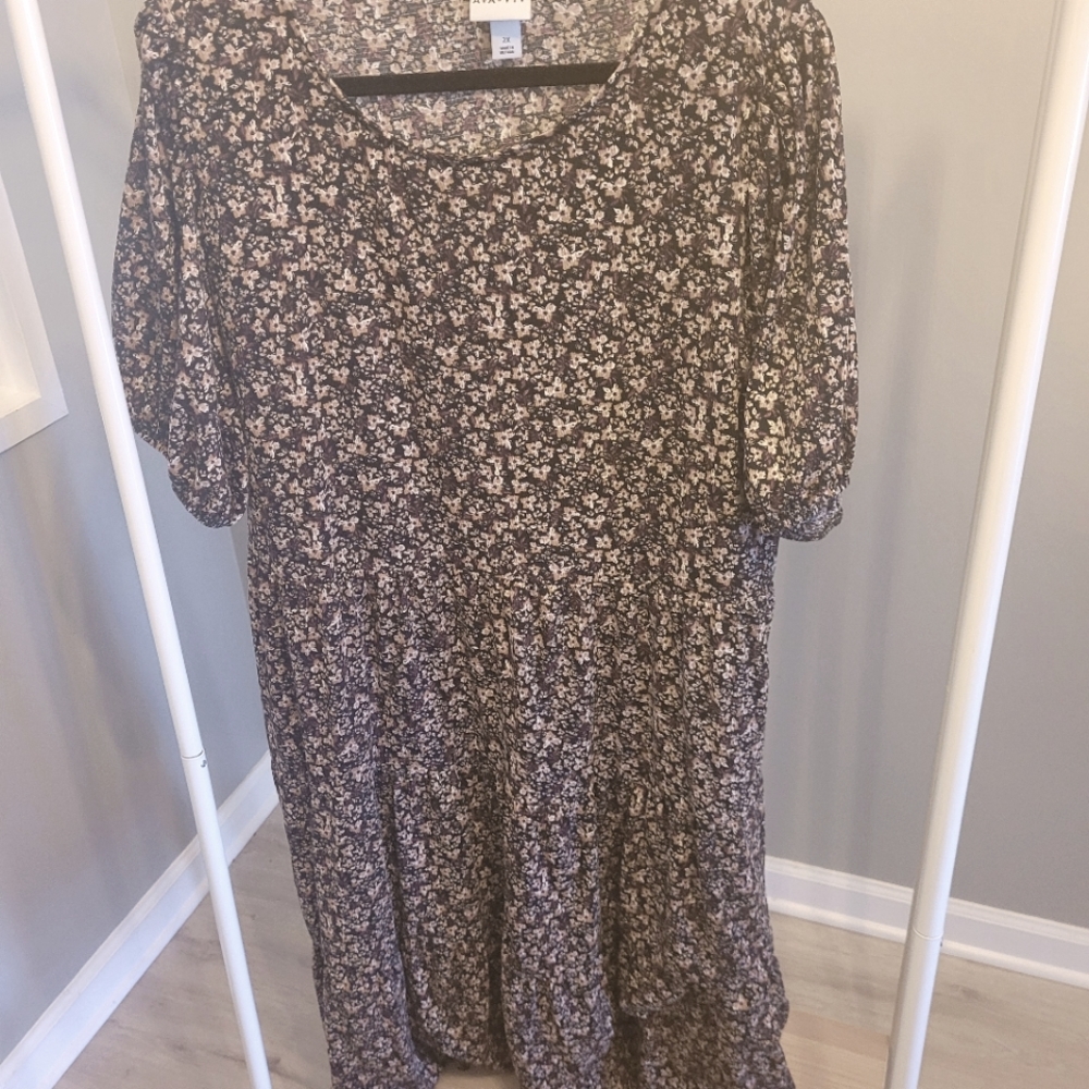 Ava & Viv Midi Dress